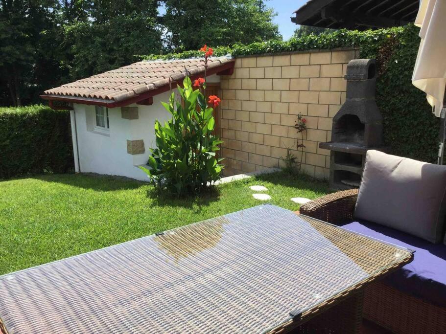 1Km Plage, Agreable Maison 6 Pers Classee 3* Hendaye Exterior photo