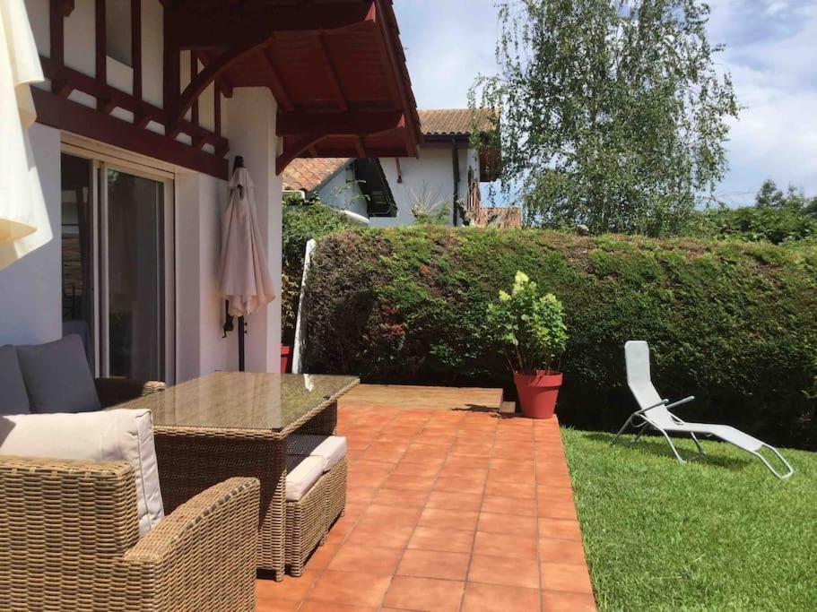 1Km Plage, Agreable Maison 6 Pers Classee 3* Hendaye Exterior photo